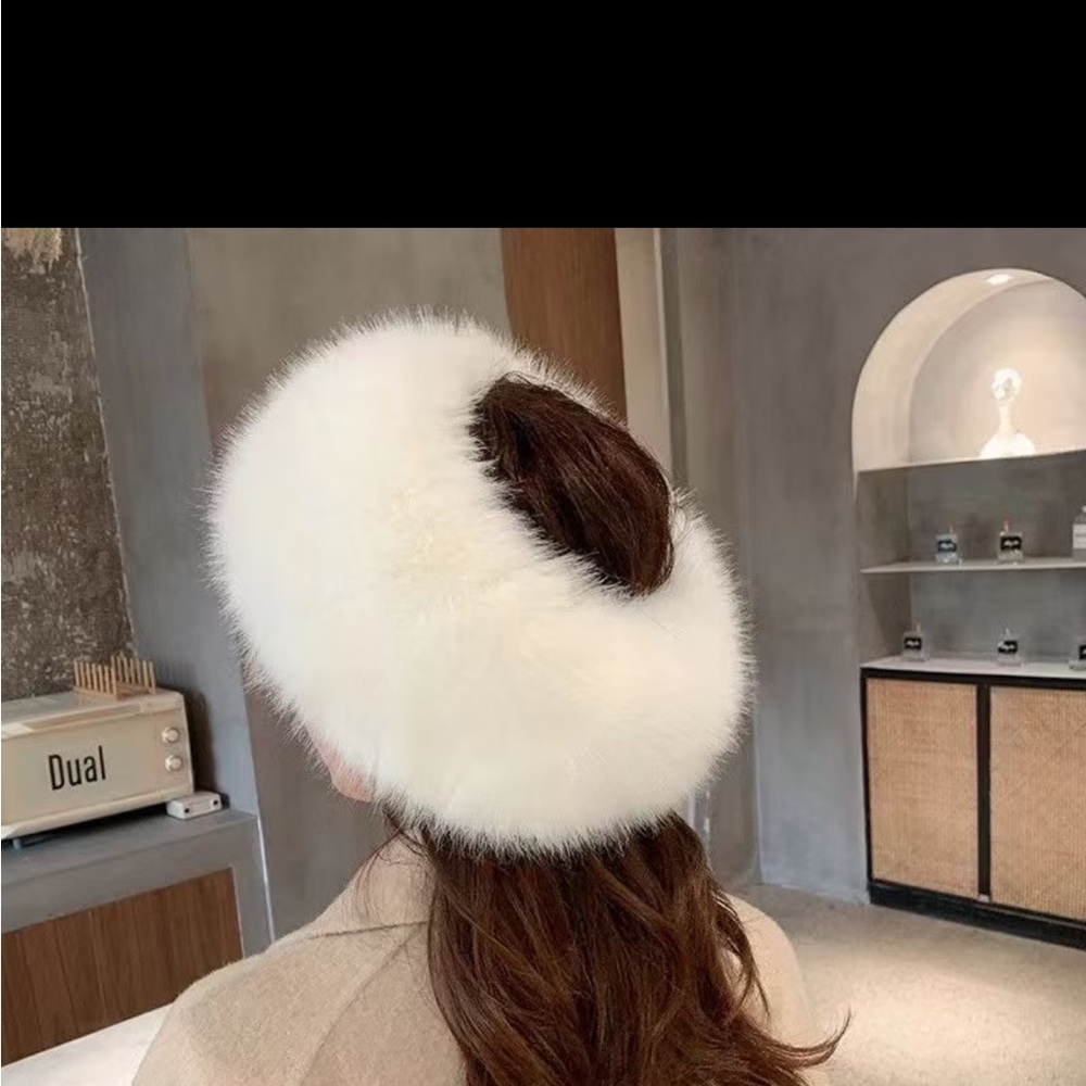 White Faux hat